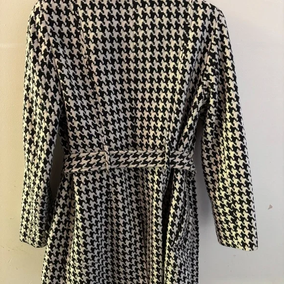 Calvin Klein Jacket - Picture 2 of 6